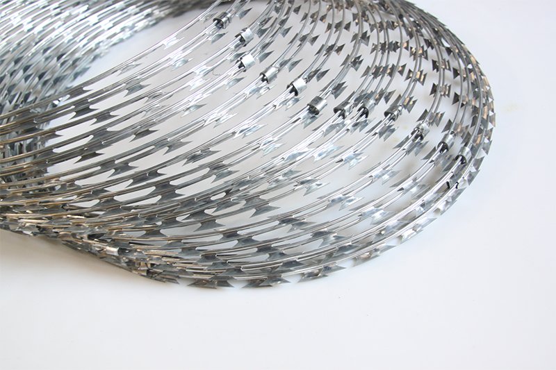 Concertina Fencing Wire Razor Barrier for Perimeter Safety